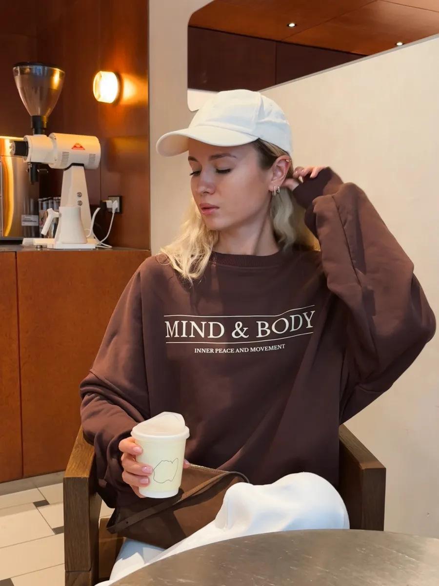 Personalized letter print 2025 season European and American style thickened crew neck chic sweater S