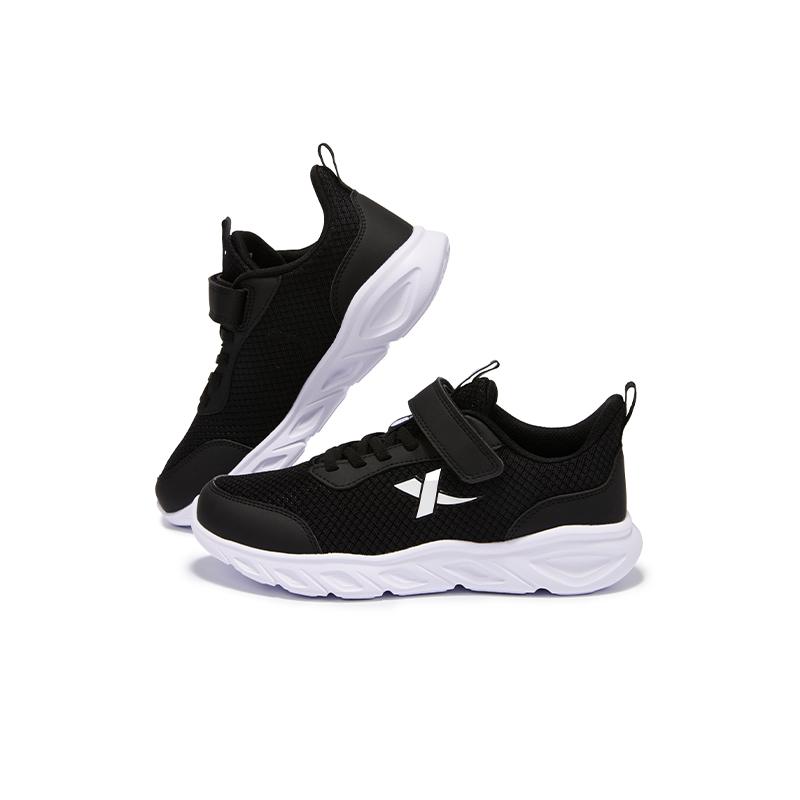 Xtep Comfortable Soft Sole Casual Low Top Running Shoes Kids sneakers Black White 677315119990-2