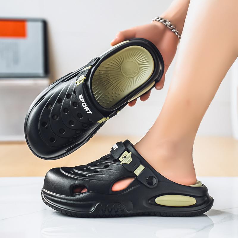 Summer sandals fashionable thick-soled stepping on shit feeling casual hollow breathable hole shoes travel wear dual-purpose seaside sandals
