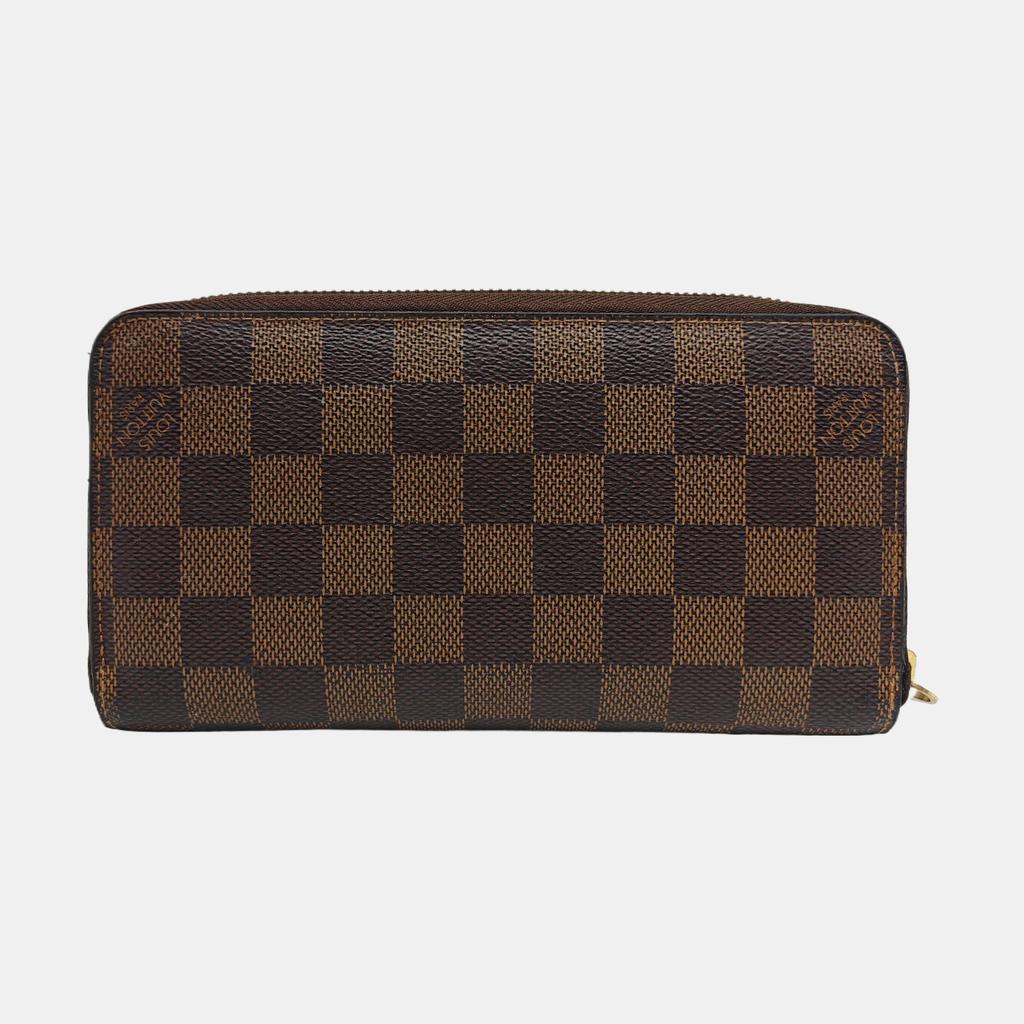 [Pre-Owned] Zippy Checkered Coated Canvas Wallet - Very Good #1FML7OS