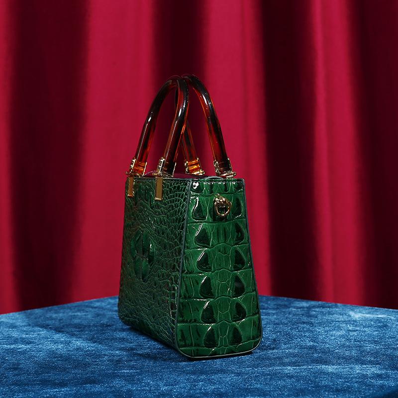 2023 Nieuwe mode vintage krokodillenpatroon lederen draagtas cross-body moedertas met grote capaciteit