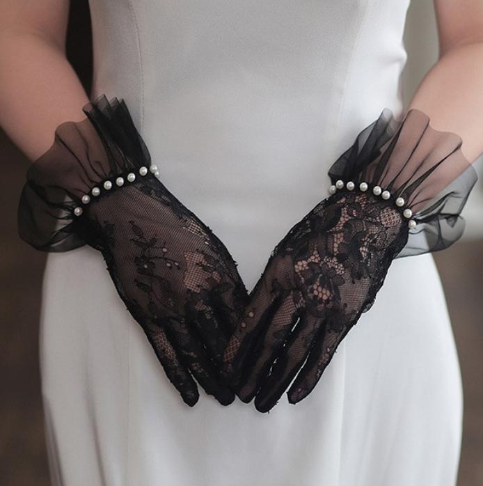 Women Lace Bridal Gloves with Pearl & Tulle, Short Elegant Gloves for Wedding Party L чёрный