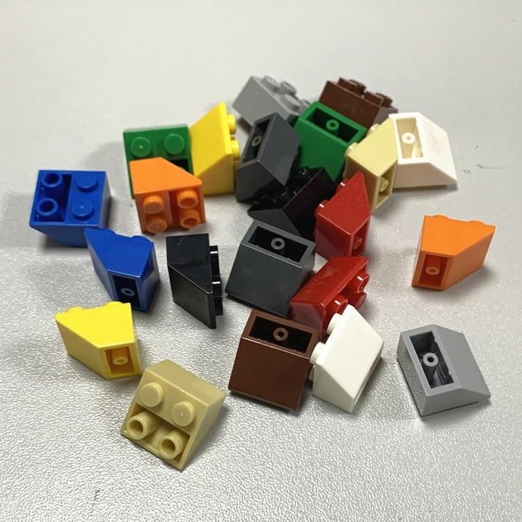 20pcs DIY Technical Slope Inverted 45° 2x2 Slope Anti-bevel Bricks MOC Parts Building Blocks Toys for Children Compatible 3660