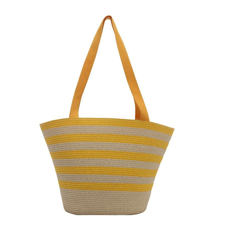 Summer new Internet celebrity outing beach bag, European and American simple portable bamboo handle woven bag ins wind handmade straw bag