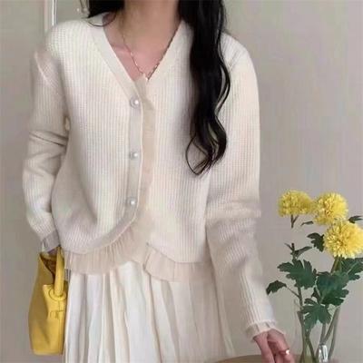 Retro V-neck Ruffle Edge Splicing Knitted Sweater Gentle Top Early Spring New Niche Design Sense