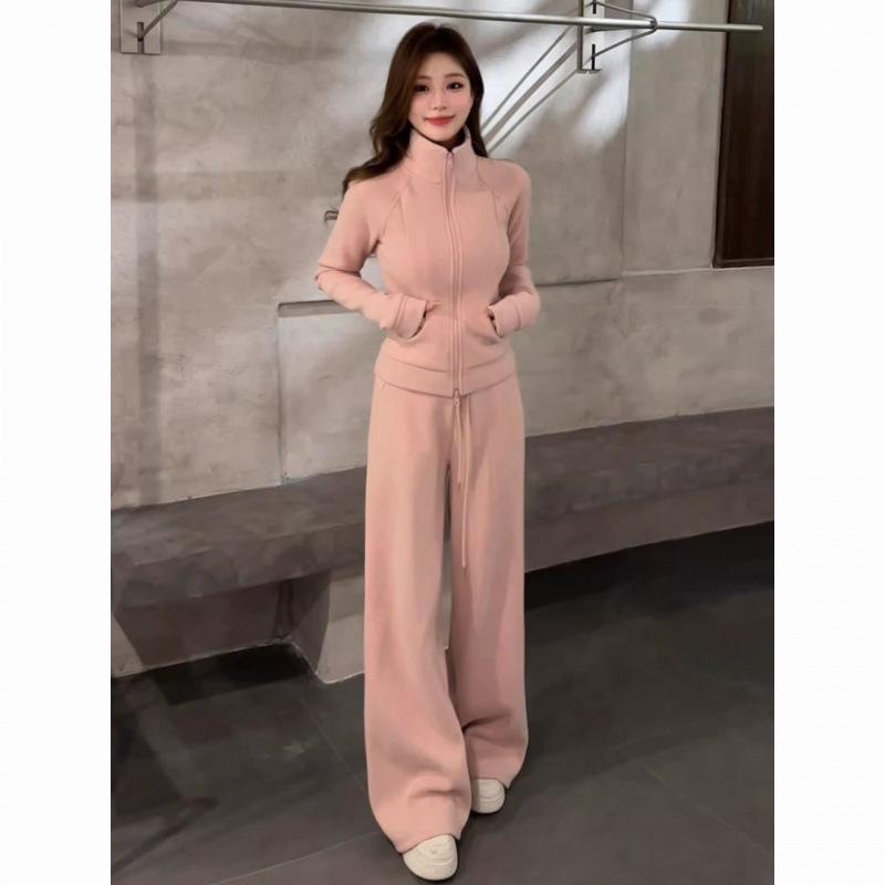 Elegant Spring Two-Piece Set: Figure-Flattering Hoodie Jacket & Wide-Leg Pants for Women