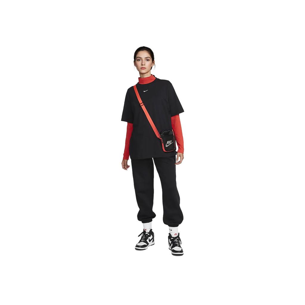 Nike Sportswear Logo Graphic Crew Neck Oversized Short Sleeve Drop Shoulder T-Shirt Women Tops Black FD4150-010