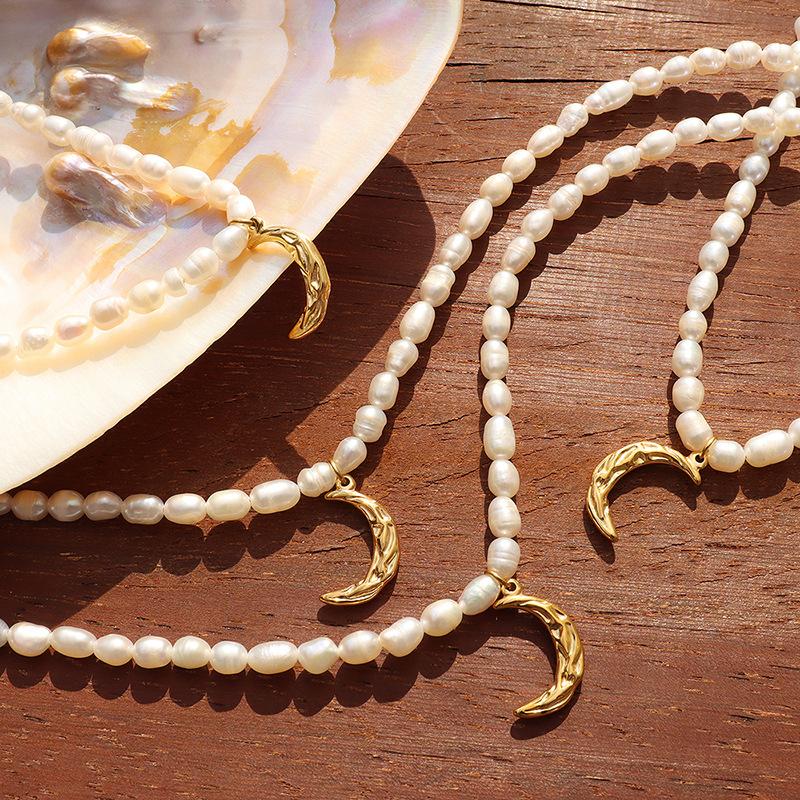 Elegant Irregular Baroque Natural Pearl Necklace Choker Golden Stainless Steel Moon Pendant Necklaces For Women Jewelry Collar