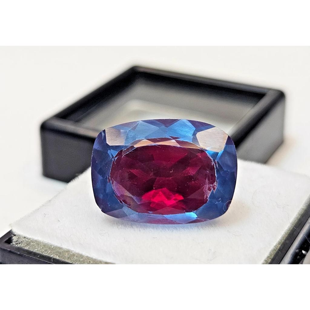 Natural Pitambari Sapphire Bi-Color Cushion Cut 12-13 Ct Beautiful Gemstone