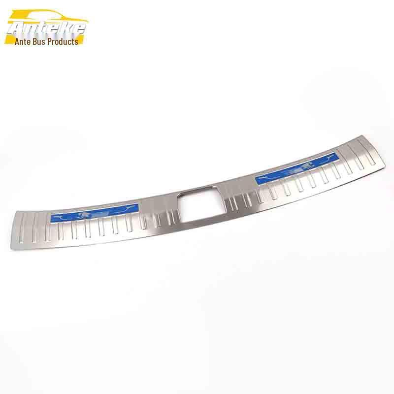 Baojun 530 Rear Guard Stainless Steel Trunk Protector & Decorative Sticker Accessory