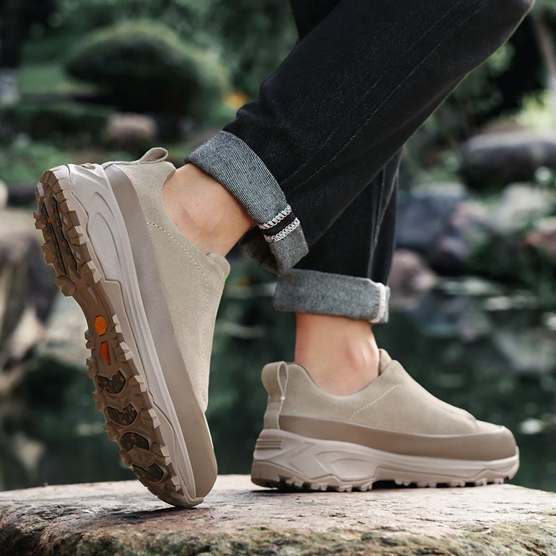 Z domova lehké a pohodlné sportovní boty s nízkým svrškem z prvotřídní hovězí kůže business módní outdoorové nazouvací ležérní pánské boty