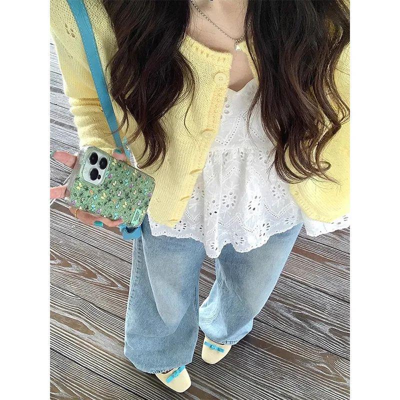 

High-Waisted Retro Light Blue Wide-Leg Jeans for Women – Slimming, Loose, Floor-Length Trousers XS 75-90 lbs