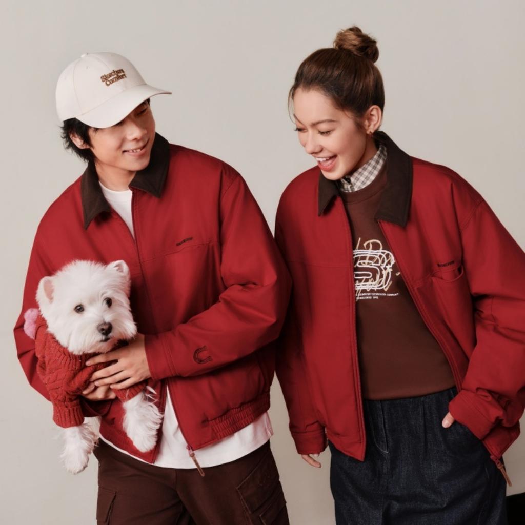 Skechers 26SS CNY Minimalist Comfortable Aesthetic Solid Color Fashion Versatile Classic Design Cotton Jacket Unisex Jacket Pale-Red L126U001-03LC