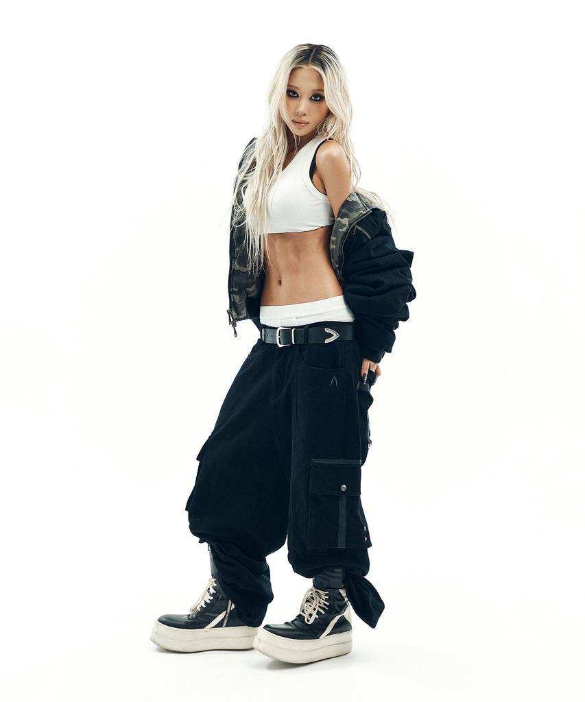 AAKAM Knee Pin-Tuck Taped Cargo Pants (Black)