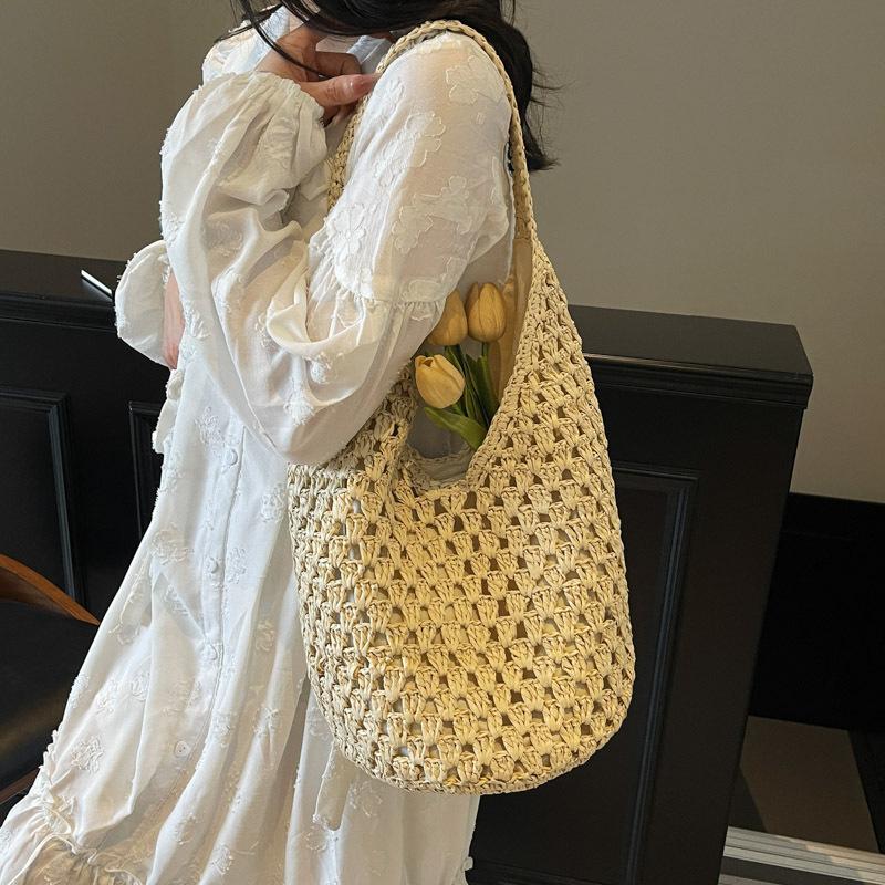 Women Knitting Shoulder Bag Hollow Out Beach Bag Large Capacity Aesthetic Tote Handbag Ladies Daily Handbag CLE