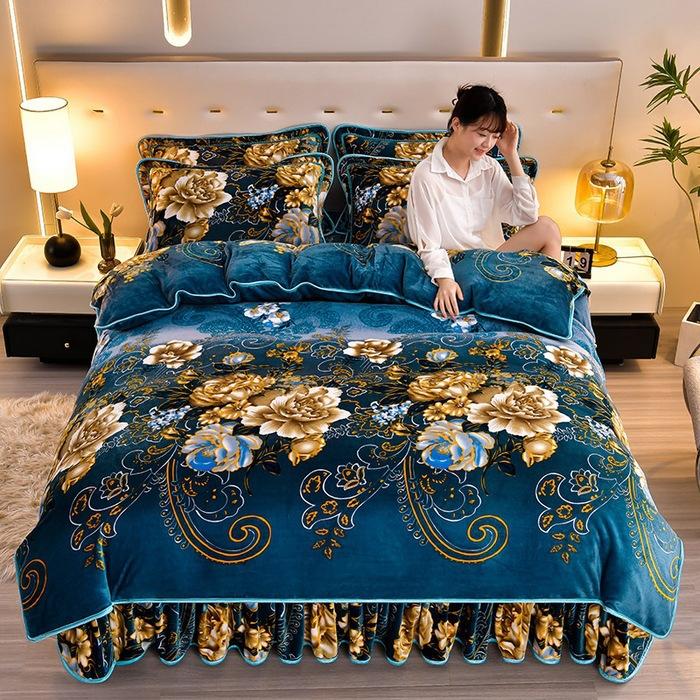 Light luxury high-end thickened milk fleece four-piece set, winter warm quilt cover, double-sided coral fleece anti-static three-piece set