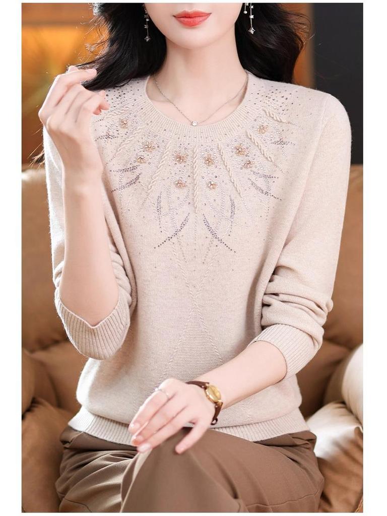 Premium Plus-Size Women's Pure Wool Sweater: Autumn/Winter Low Round Neck for Middle-Aged & Elderly