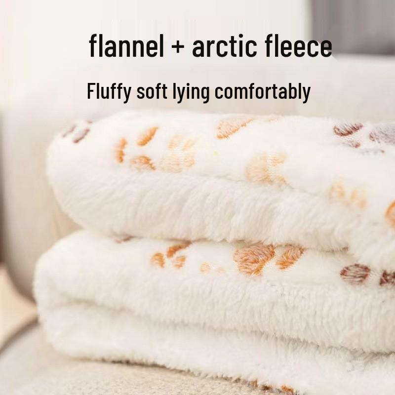 Cozy Four-Season Pet Cushion: Universal Warm Sleeping Mat for Cats and Dogs