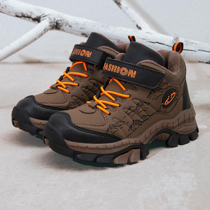Boys' Fleece-Lined Snow Boots with Steel Claws for Older Children - Thick, Warm Cotton Shoes for Winter Outdoor Use