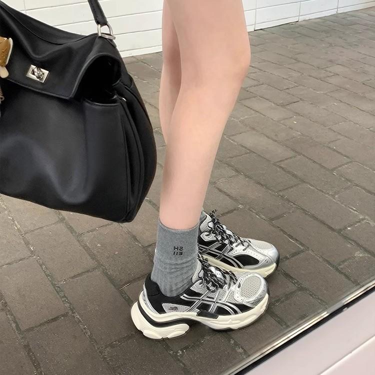 Su Yinyin Same Korean Girl~ Leather Retro Thick-soled Heightening Casual Running Sneakers Female Dad Shoes