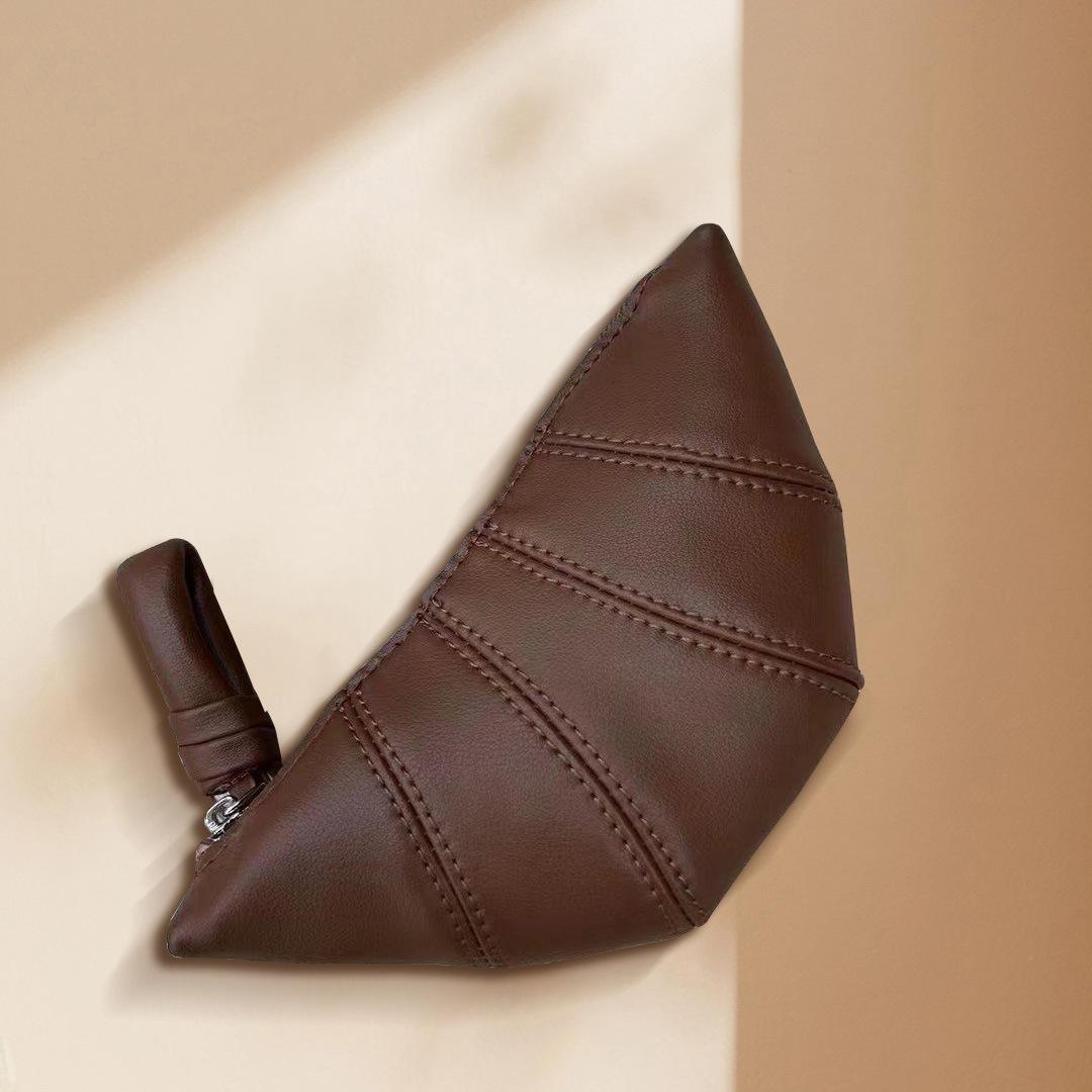 

Кожаная сумка-круассан среднего размера из коровьей кожи, большая сумка-мессенджер нейтрального цвета Niche Design