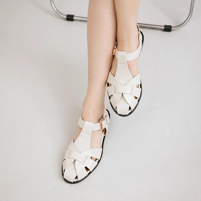 Fashion Fashion Cutout Narrow Strap Woven Flat Sandals Women Sexy Metal Buckle Designer Shoes Comfortable Lightweight Gladiator Sandals