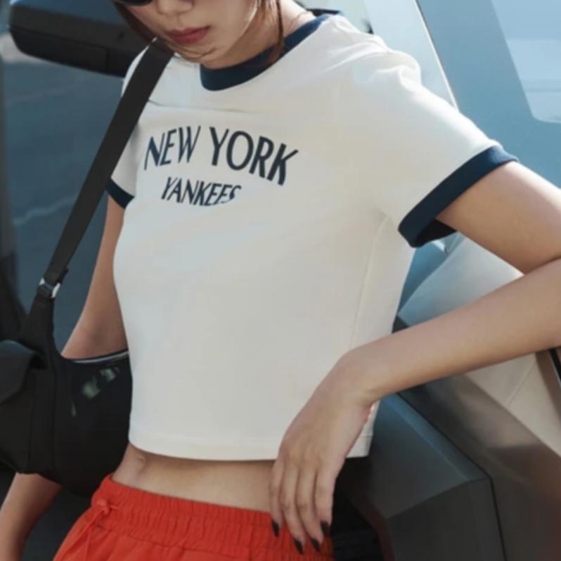 New MLB New York Yankees T Shirt Women's Cream 3FTSV0844-50CRS