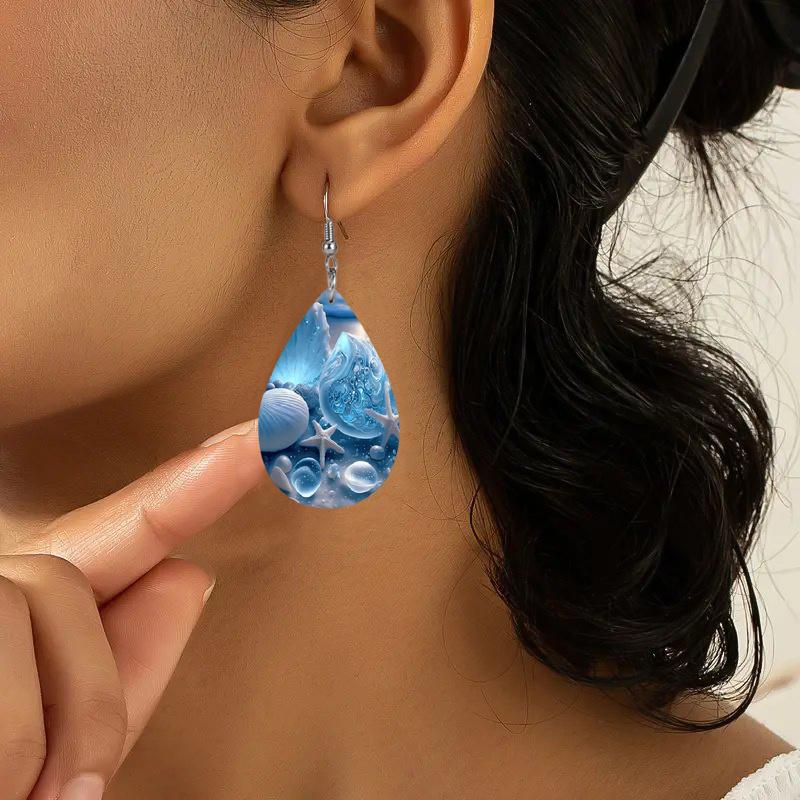 Beautiful Blue/Pink Seashell Starfish Beach PU Leather Earrings for Women Fashion Creative Earrings Double-sided Print Lightweight Earrings