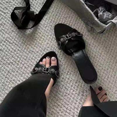 Fashion New High-heeled Slippers for Women 2024 One-word Stylish Commuter Studded Slippers for Women with Black Heels Sandales