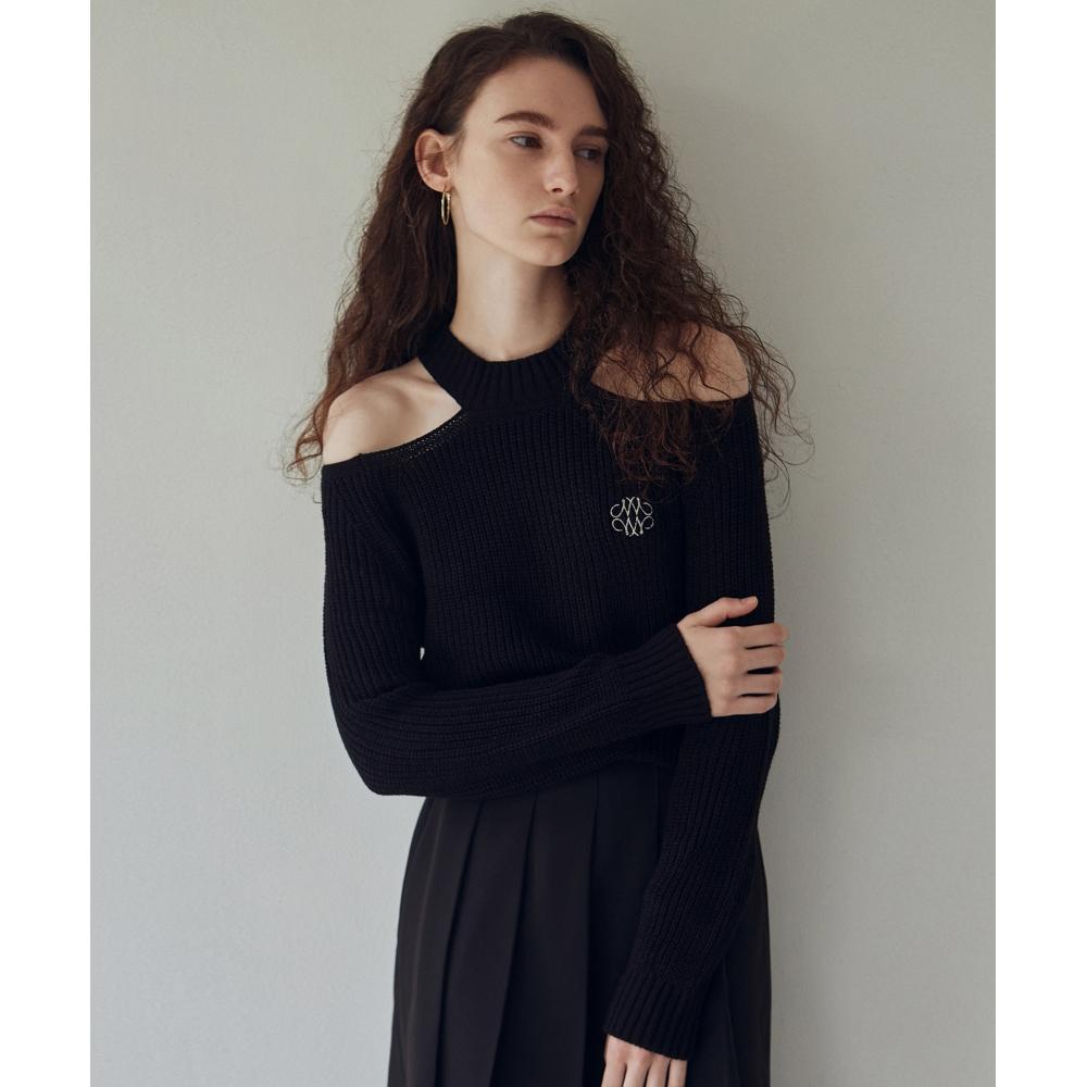 

NICKNICOLE NICOLE SHOULDER CUT OUT KNITBLACK