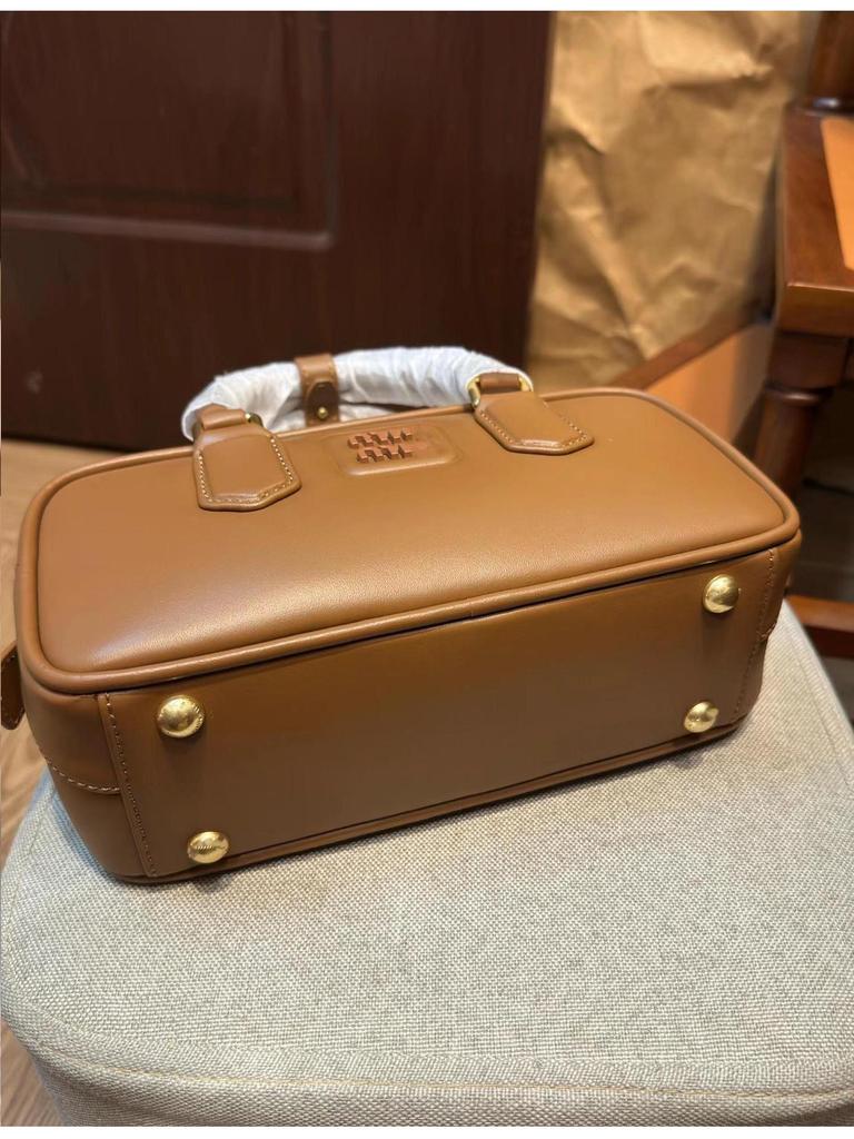 Zhang Yuanying Style Women's Fashionable Versatile Large Capacity Boston Pillow Handbag