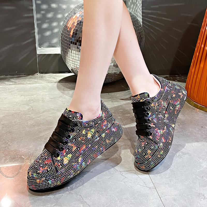 

Модные хрустальные туфли на платформе с полным бриллиантовым покрытием, универсальные женские низкие кеды на шнуровке, повседневные трендовые туфли с бриллиантами 43 чёрный