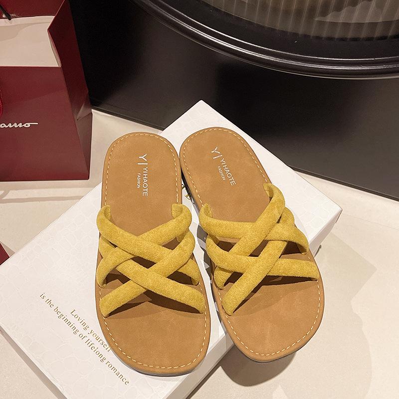 Roman one-word flat slippers women's wear non-slip versatile cool slippers beach summer spot style fashion