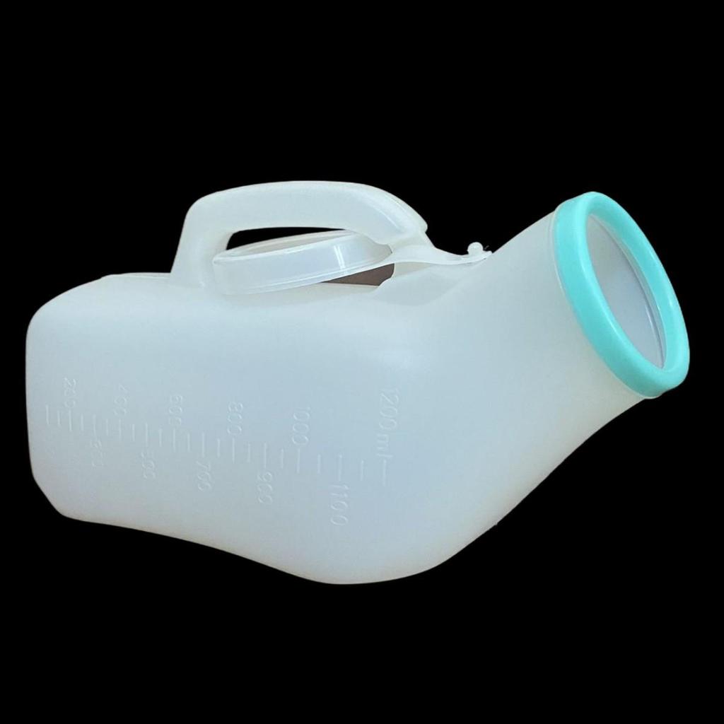 Elderly Men's Large-Capacity Urinal with Thickened Cover