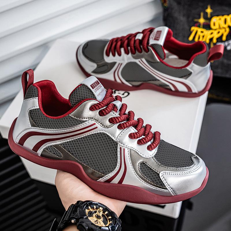 

Мужские кроссовки модные дышащие сетчатые удобные черные спортивные туфли противоскользящие повседневные беговые мужские туфли Zapatillas Hombre 39 красный