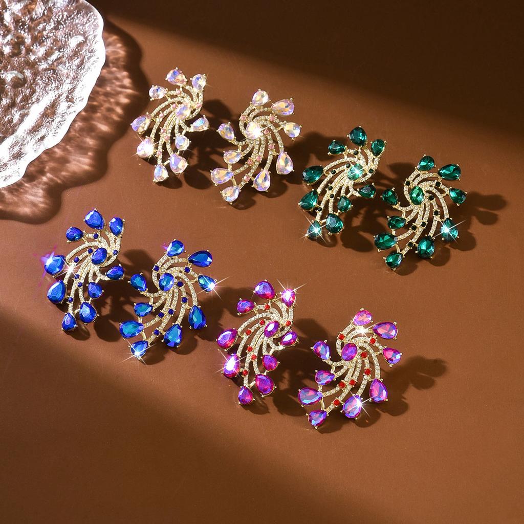 Luxury Elegant Rhinestone Flower Stud Earrings Female Exaggerated Retro Personality Design Elegant Temperament Earrings
