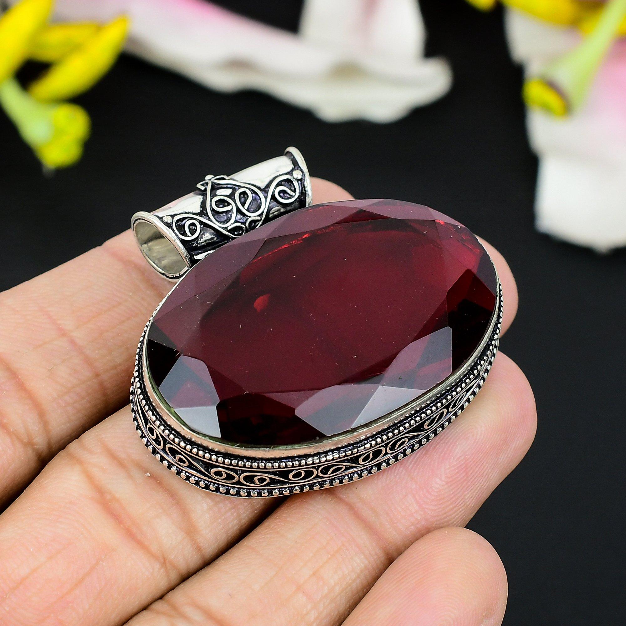 

Mozambique Garnet Gemstone Handmade 925 Steling Silver Pendant 1.38 KG-325