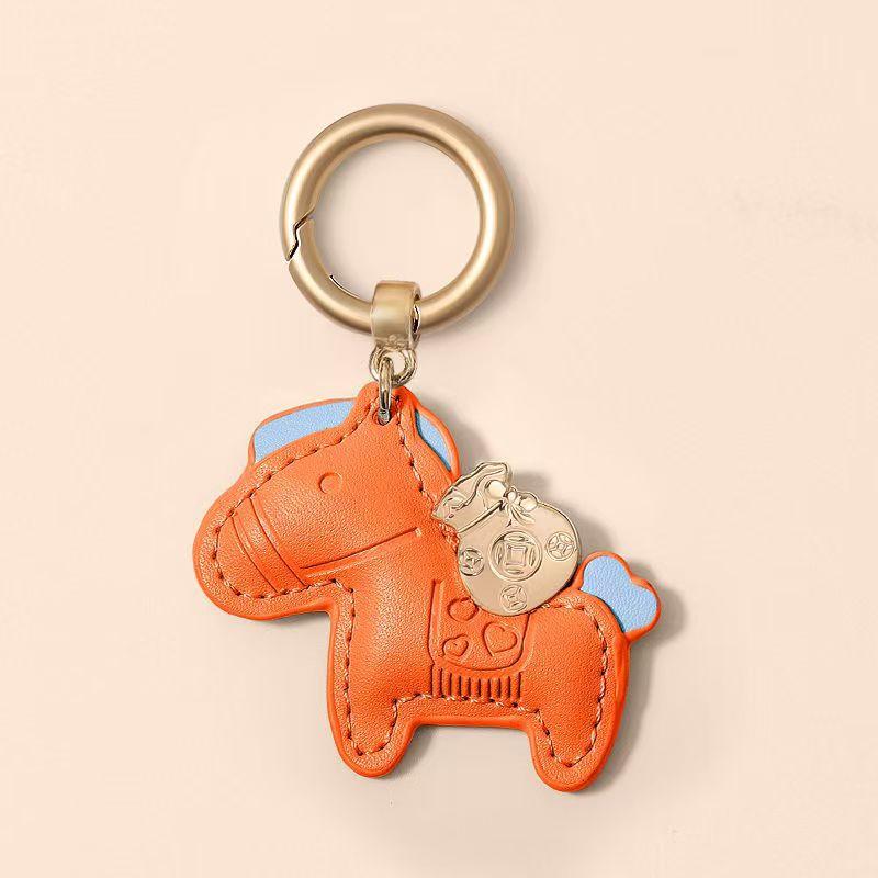 Immediately rich hand rope keychain, leather cartoon pony pendant couple bag Internet celebrity car keychain