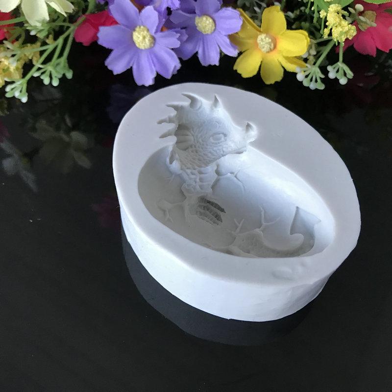 Easter Dinosaur Egg Dinosaur Chocolate Mold Egg Silicone Mold Baking Tool Decoration