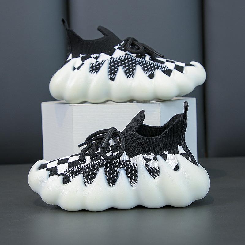 

Детская спортивная обувь. Новые детские туфли с кокосом. Повседневная обувь с дышащей сеткой. 33 чёрный