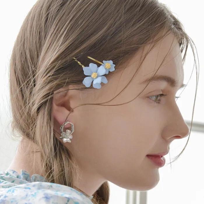 Mini Magnolia Hairpin