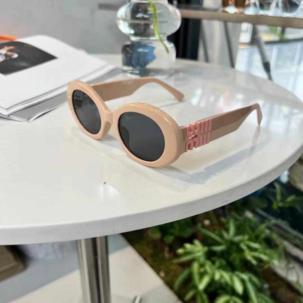Fashionable Oval Shape Sunglasses Ladies Fashion Stylish Anti-glare Ladies Sun Glasses Travelling Hiking Fishing Male Sunglass