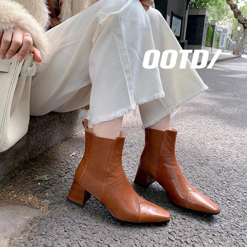 2025Qiu French simple short boots women's small square head thick heel leather Chelsea boots winter boots low tube women