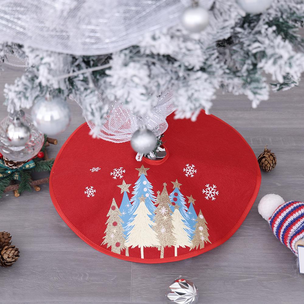 Gold Snowflake Christmas Tree Skirt - Creative Holiday Decoration