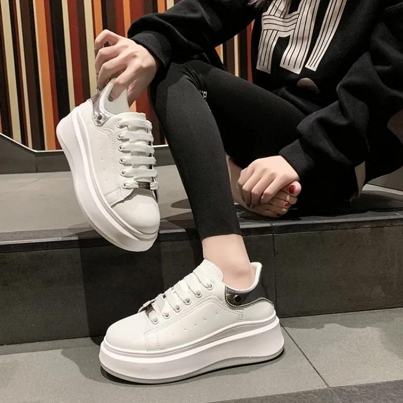 Fashion 2024 Brand Leather Women's Sneakers White Platform Woman Sports Sneakers Female Vulcanized Shoes Sneakers Casual Ladies