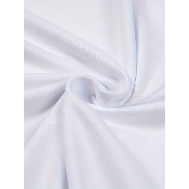 European Size Casual Round-Neck Short-Sleeve T-Shirt Featuring a Cute Cartoon Print of Three Little Bears for Fashionable Women.