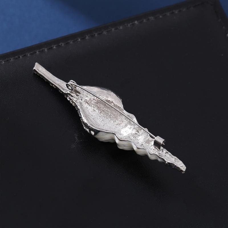 Creative Conch Brooch Pin Fashion Animal Theme Rhinestones Embellishment Stylish Outfit Enhancer For Daily Wear