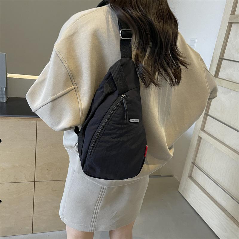 Unisex brystveske Enkel oppbevaringsveske Lett reiseveske Liten ryggsekk Crossbody-veske Mote Uformelt Single Should-vesker