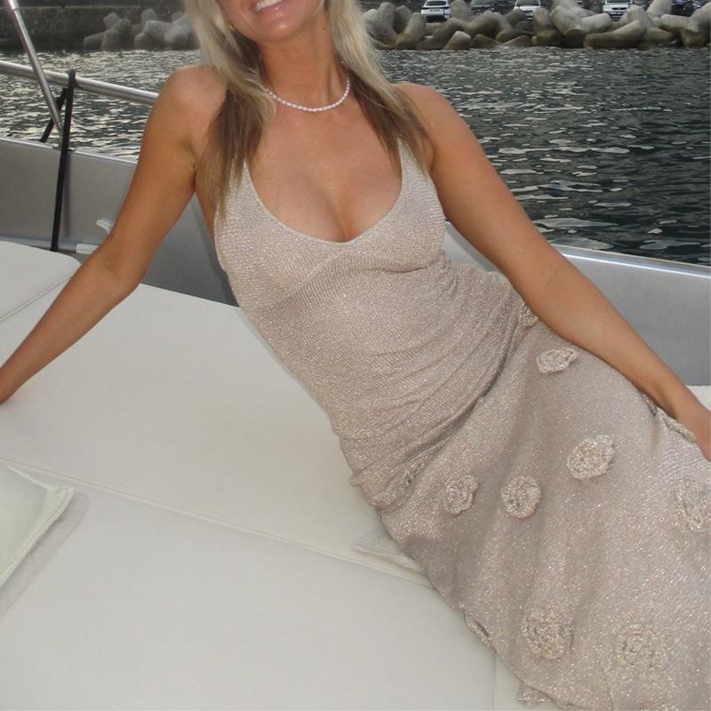 

New V-neck Halter Dress, Glittering Chiffon Sexy Knitted Dress, Seaside Vacation, Flower-decorated Beach Dress L абрикосовий