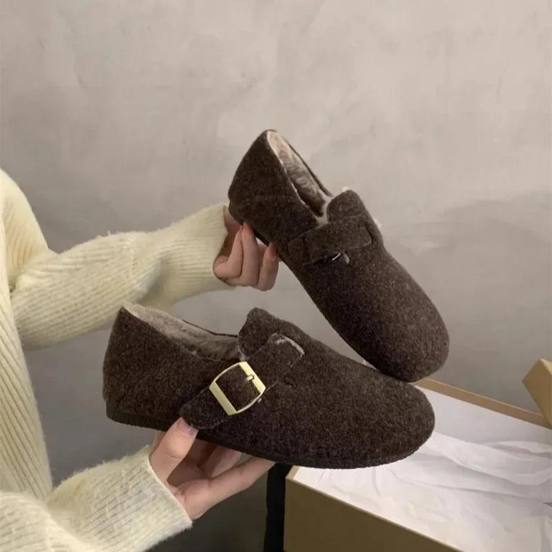 Fashion Street Style Women Warm Cotton Fur Shoes Fashion Shallow Slip On Shoes Comfort Outdoor Lazy Flats Shoes